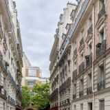 Appartement 2 pièces / 47 m² / 465 000 € FAI / PARIS-18E-ARRONDISSEMENT